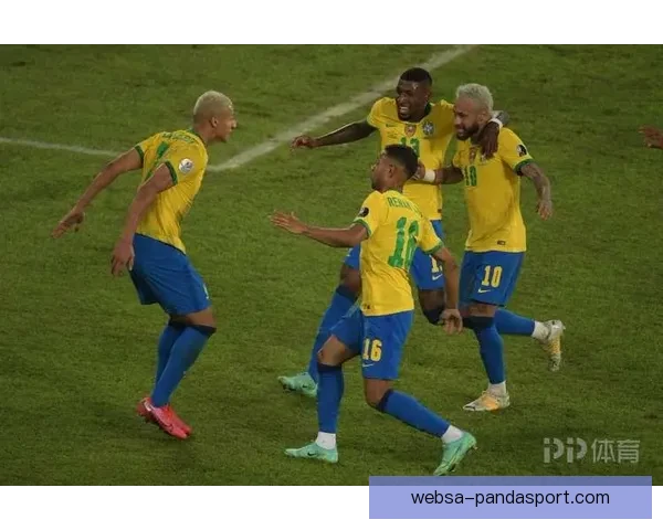 巴西队在美洲杯赛场以4-0大胜秘鲁 强势晋级决赛